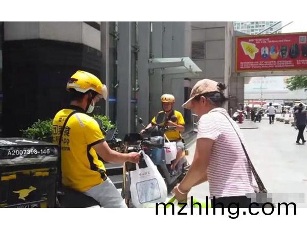 Parallels Huaqiangbei’s role as a global electronics hub, where manufacturing processes are split into highly specialized, efficient units