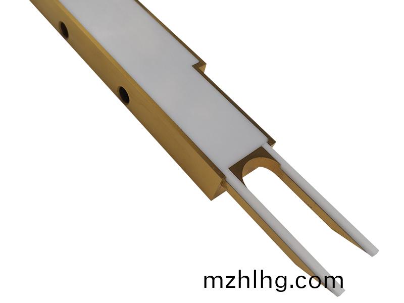 得(de)人(ren)精工陶(tao)瓷零件加工，非(fei)標零件