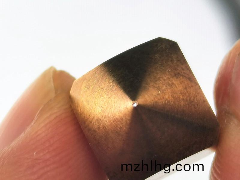 精密(mi)吸嘴(zui)，微孔(kong)零(ling)件