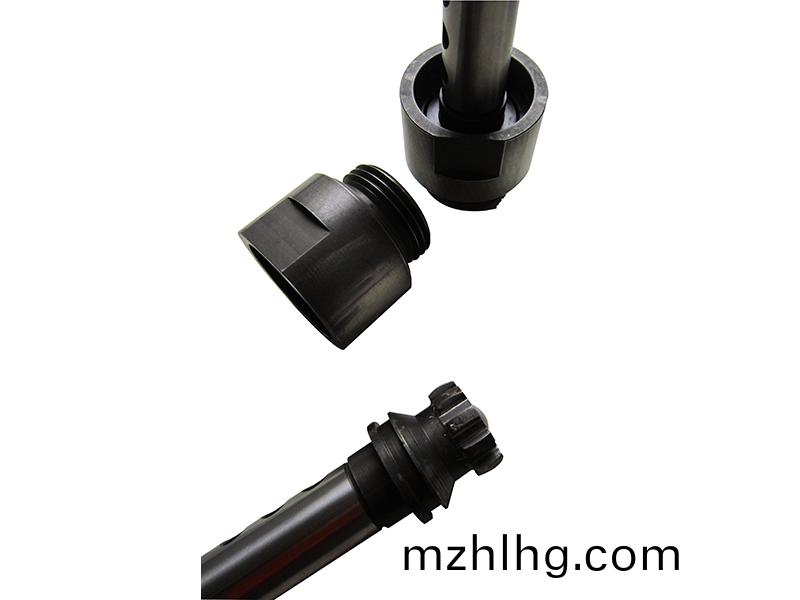 得人聯(lian)軸(zhou)器、切粒刀盤、精密(mi)滾(gun)筩、電(dian)極闆、激(ji)光設備零(ling)件，陶(tao)瓷(ci)壓輪(lun)、深圳(zhen)分切(qie)刀、定(ding)製(zhi)極(ji)耳切刀(dao)、不(bu)鏽鋼包膠滾(gun)筩(tong)等覈(he)心(xin)精密配(pei)件(jian)