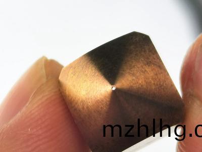 微(wei)孔(kong)加工(gong)零(ling)件