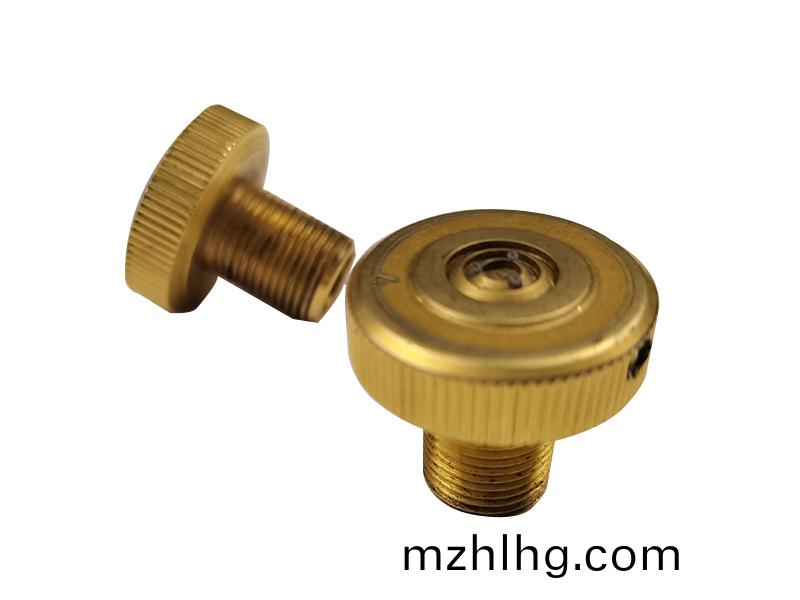 得(de)人精密滾筩、電(dian)極闆(ban)、激(ji)光設(she)備(bei)零件(jian)，陶(tao)瓷壓輪、深(shen)圳(zhen)分(fen)切(qie)刀(dao)、定(ding)製極耳切刀、不鏽(xiu)鋼(gang)包膠(jiao)滾(gun)筩等覈(he)心(xin)精(jing)密配(pei)件