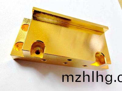 半導(dao)體(ti)微孔吸盤(pan)