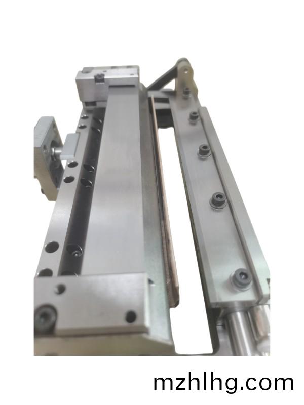 鋰(li)電(dian)池(chi)隔膜(mo)切(qie)刀(dao),隔(ge)膜(mo)切刀,極耳切(qie)刀(dao)