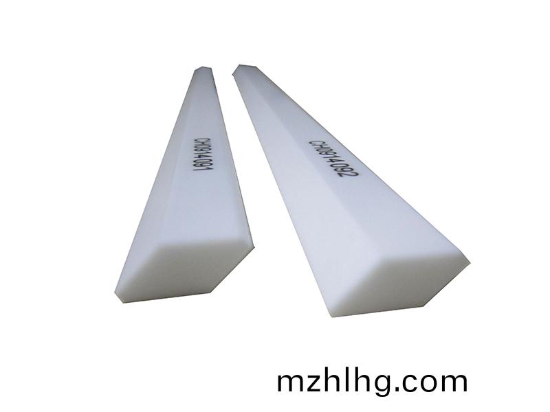 固定(ding)刀(dao)，得(de)人精工(gong)